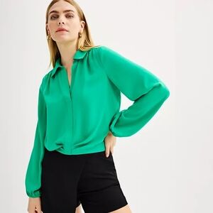 Elegant Green Women's Blouse